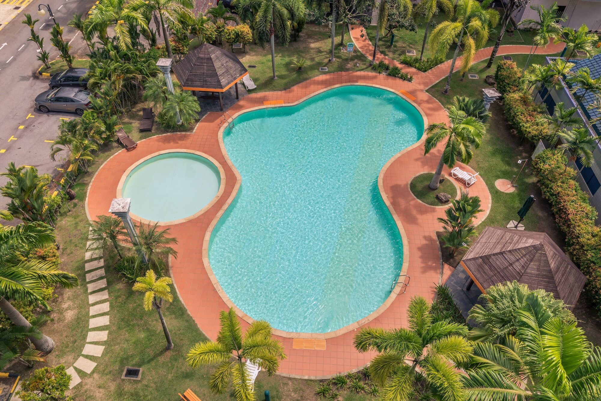 Rimbun Suites & Residences Бандар-Сері-Бегаван Екстер'єр фото
