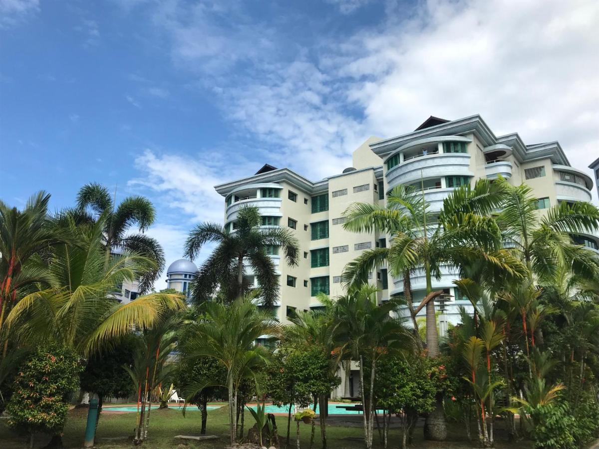 Rimbun Suites & Residences Бандар-Сері-Бегаван Екстер'єр фото